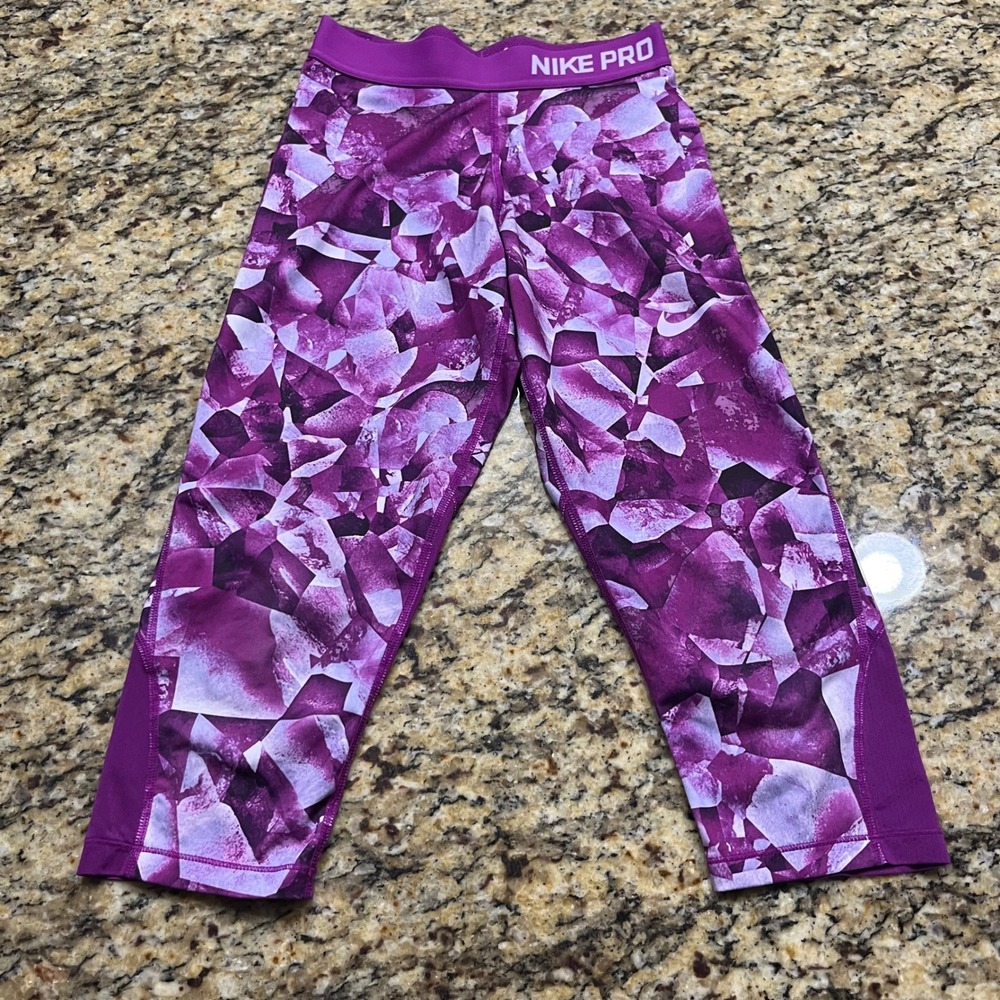 Nike Pro Dri-FIT Purple Crystal Geometric Print Capri Leggings Womens Largeβ